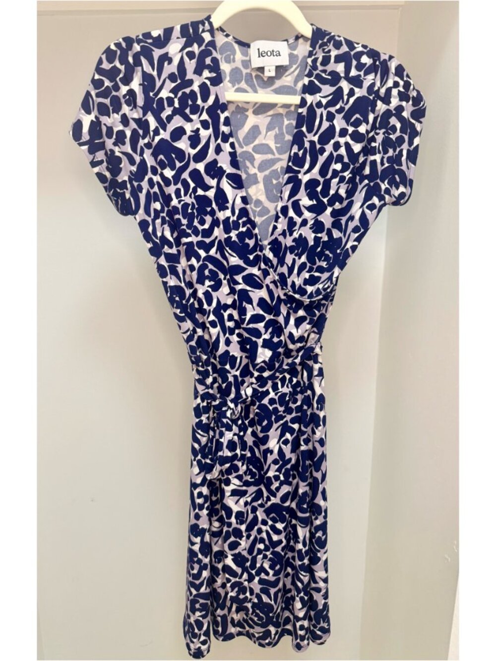 Leota Stitch Fix - Navy & Purple Floral Faux Wrap Knit Midi Dress - Large